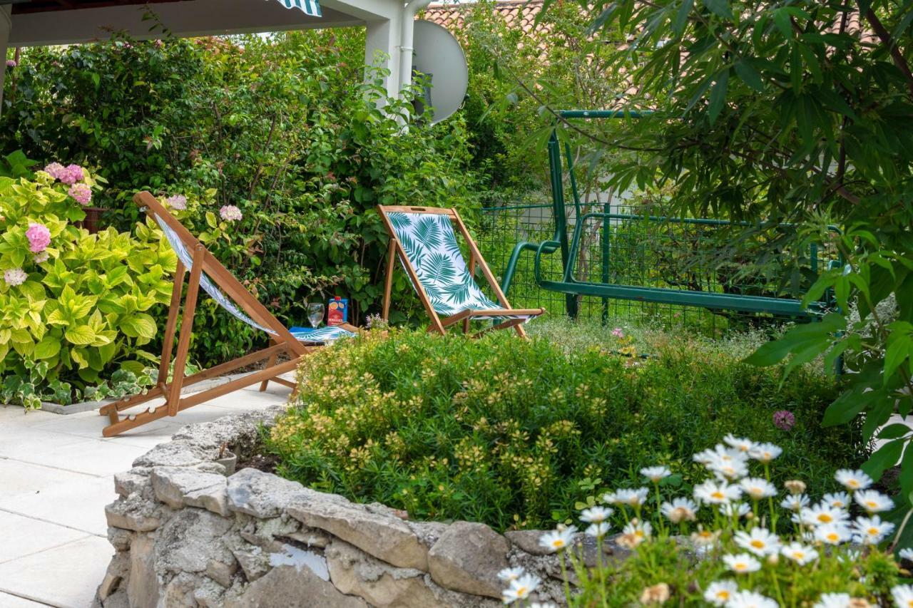 50 Meters From The Beach! Apartment Flower Kaštela Εξωτερικό φωτογραφία